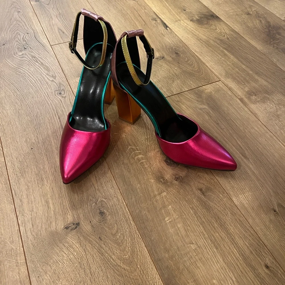 SHEIN Pink and Multi-Color Women's Heels - Picture 3 of 7